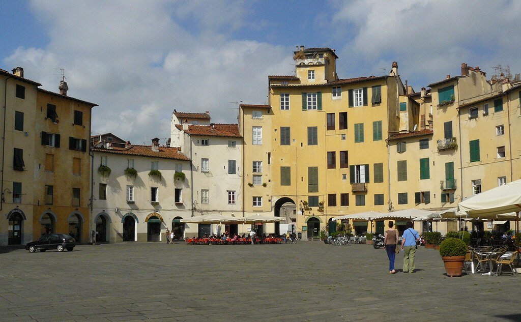 piazza anfiteatro