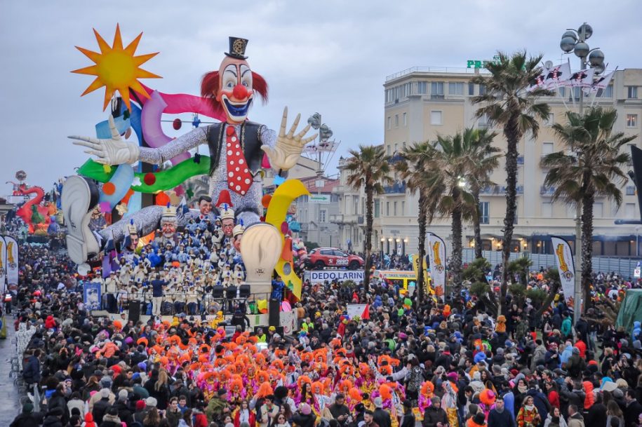 Carnevale di Viareggio cosa fare e cosa vedere Carnevale di Viareggio cosa fare e cosa vedere